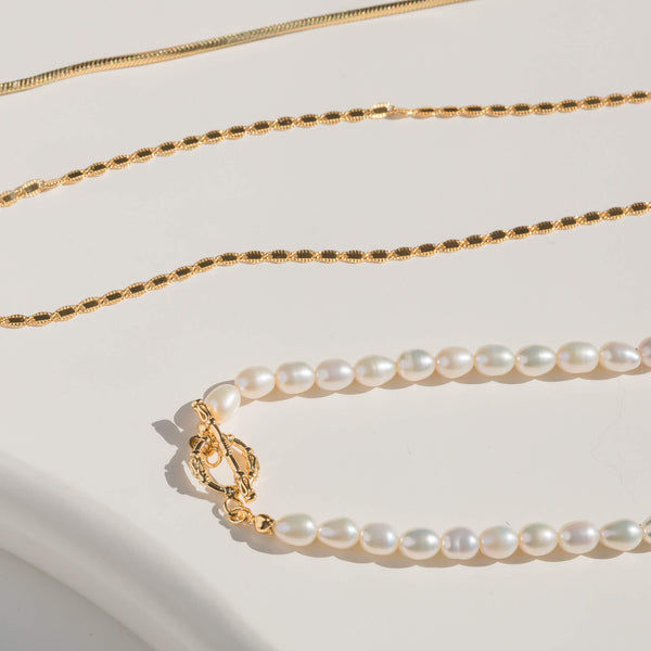 Sofia Pearl Choker