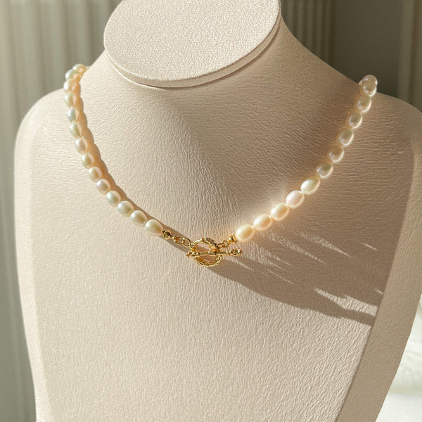 Sofia Pearl Choker
